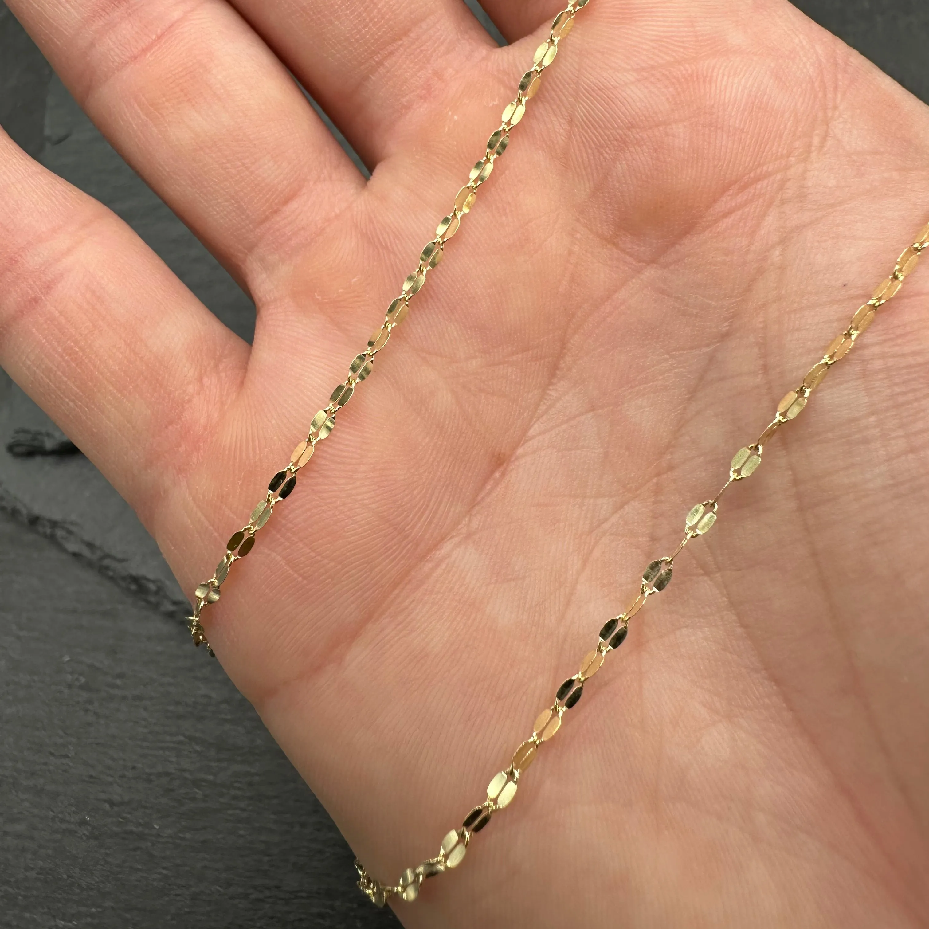 Gold Keyhole Chain