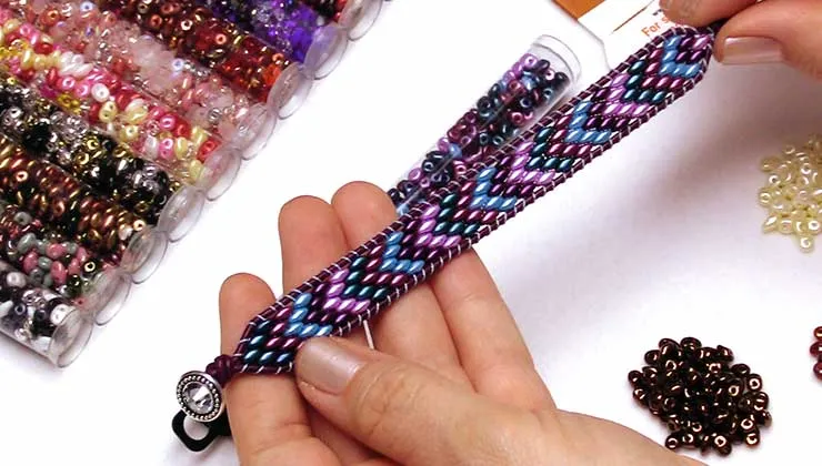How to Make a Wrapit Loom Bracelet with SuperDuo Beads (Old Version)
